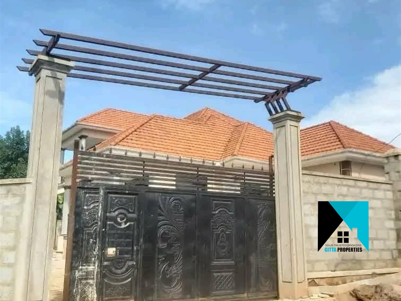 Storeyed house for sale in Kitende Wakiso