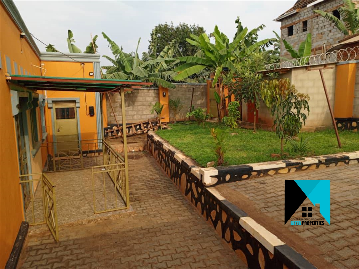 Bungalow for sale in KyebandoNansana Wakiso