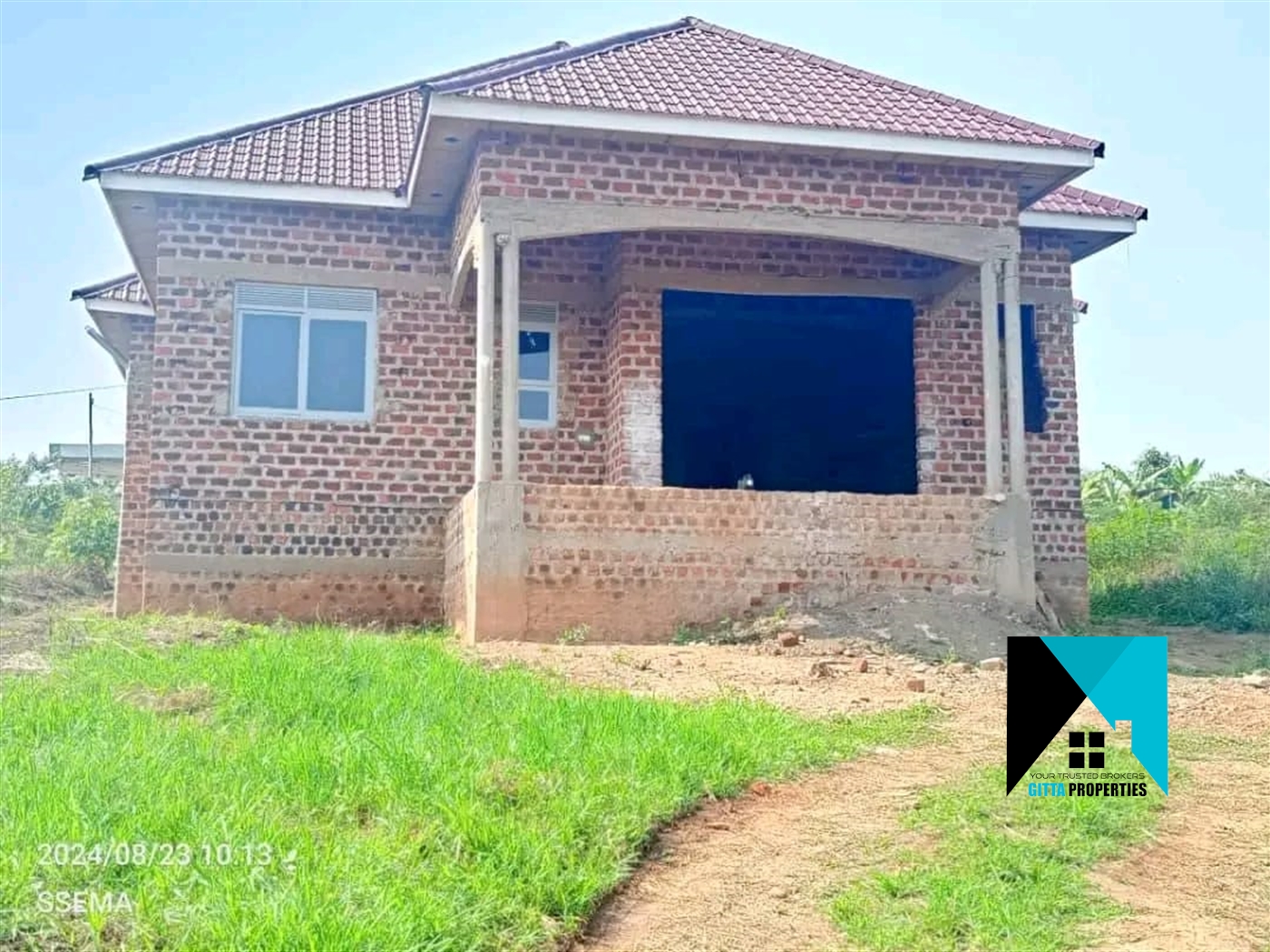 Shell House for sale in Bujuuko Wakiso