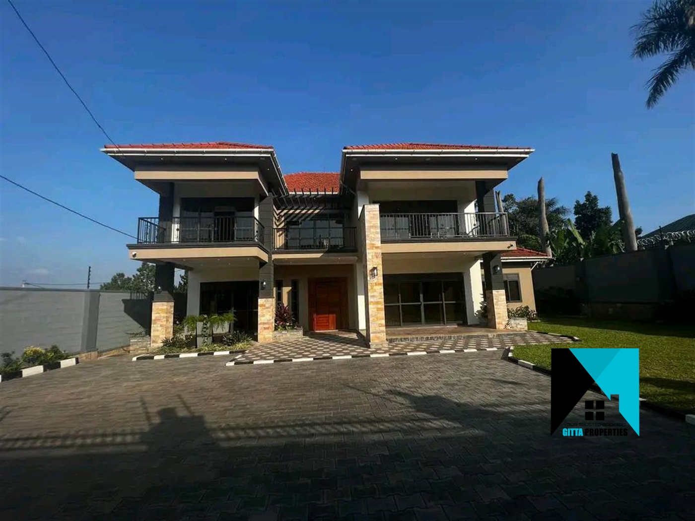 Storeyed house for sale in Bbunga Wakiso