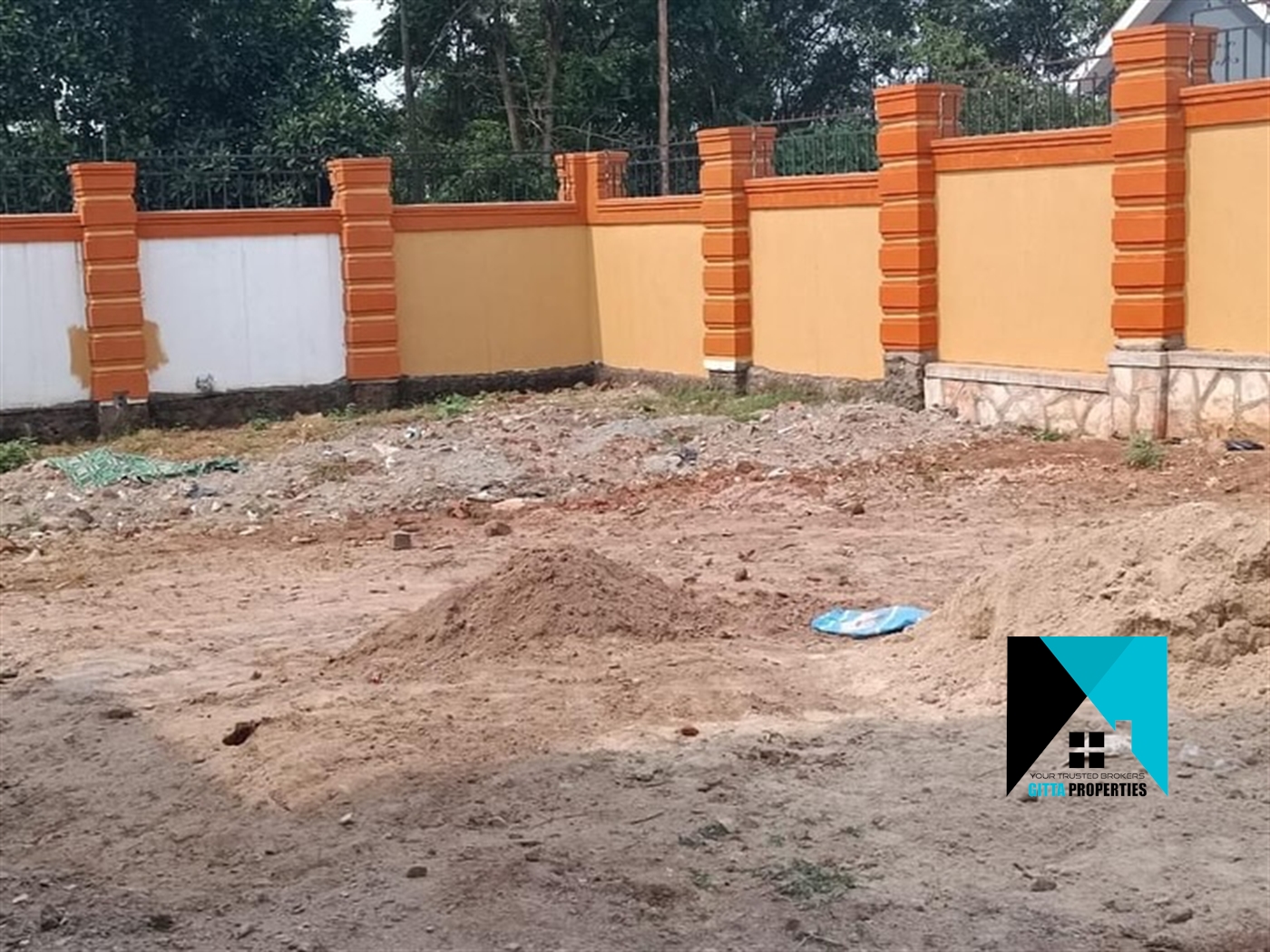 Storeyed house for sale in Gayaza Wakiso