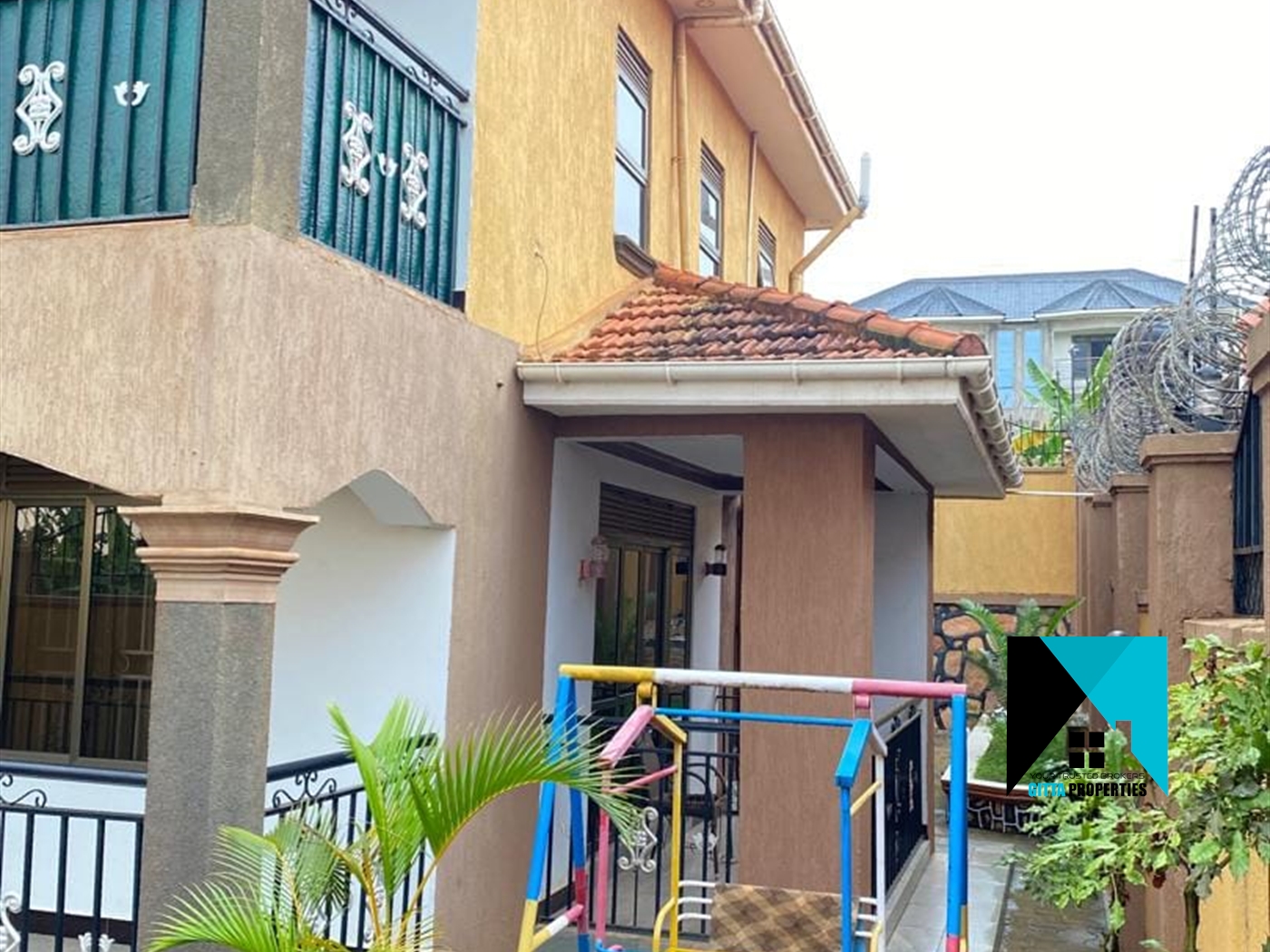 Storeyed house for sale in Seguku Wakiso