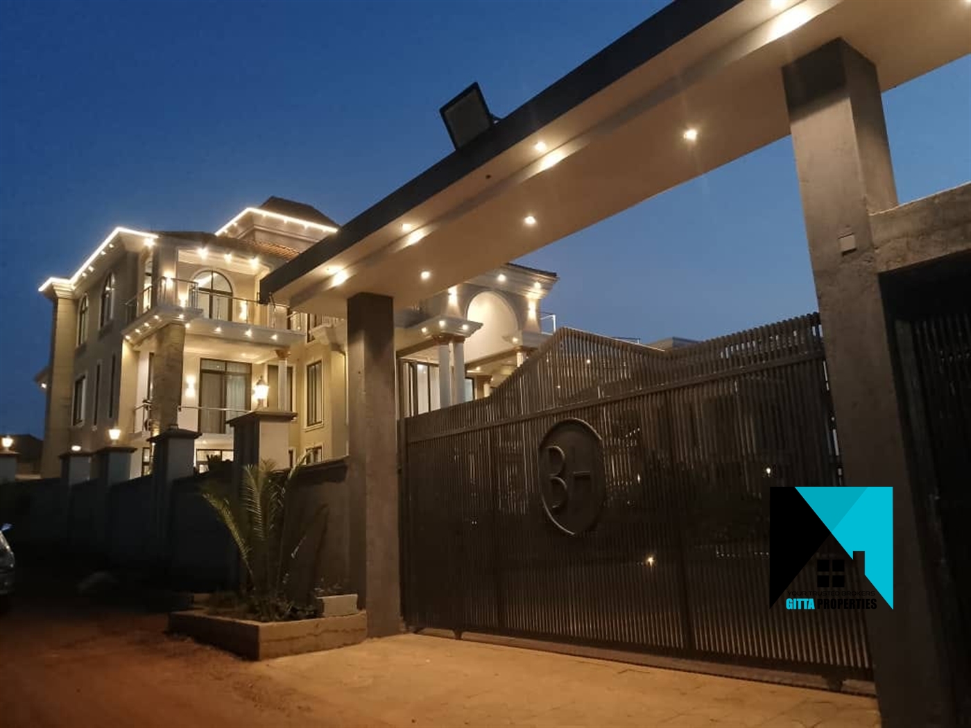 Mansion for sale in Kajjansi Wakiso