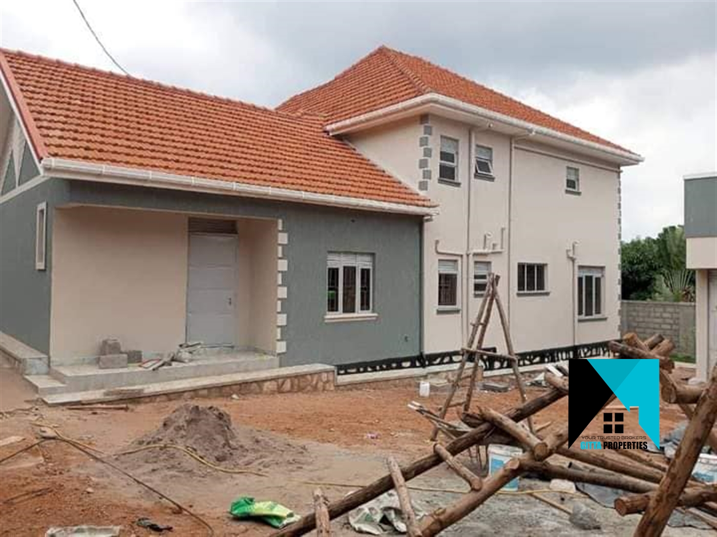 Mansion for sale in Bwebajja Wakiso