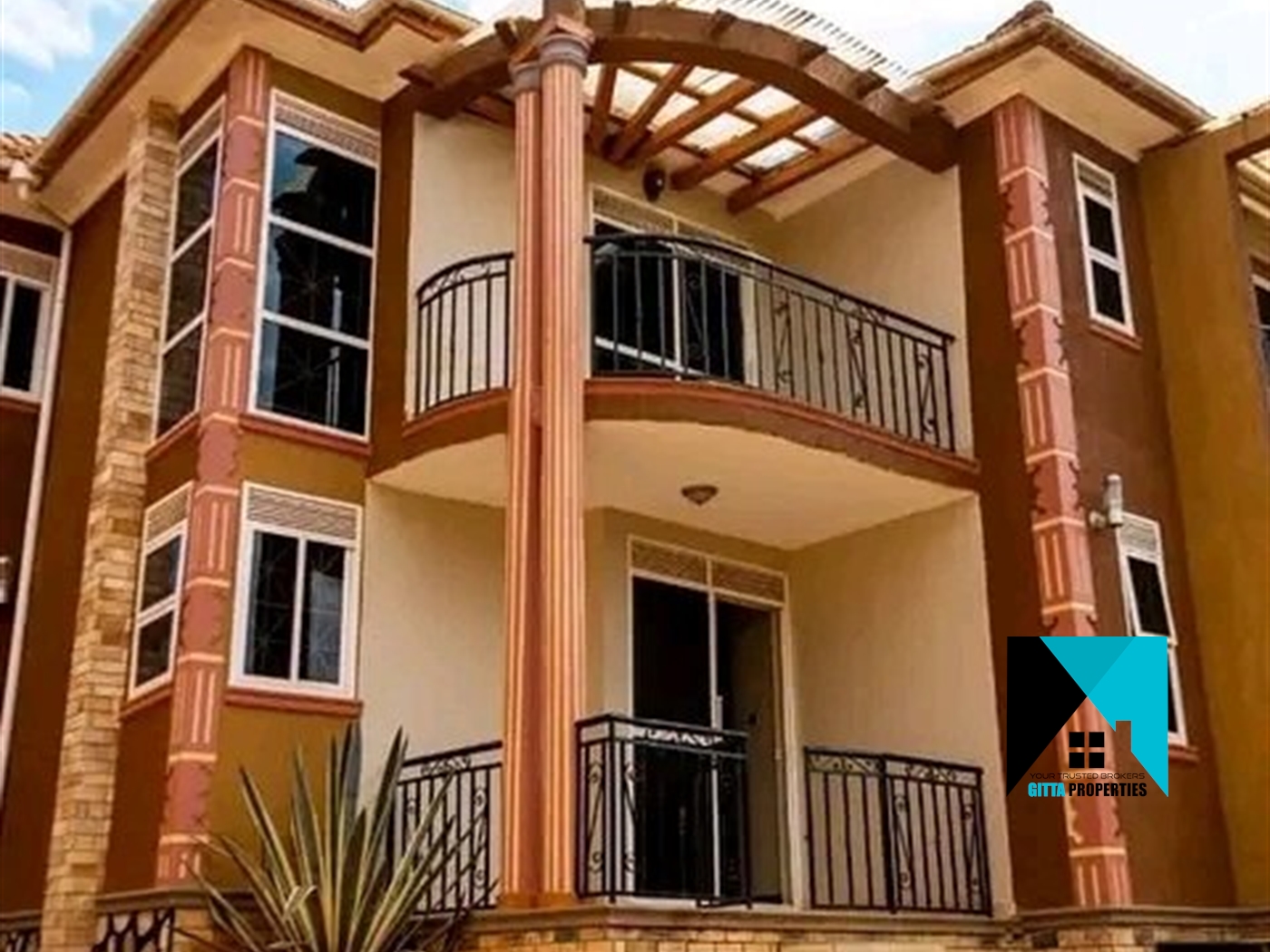 Storeyed house for sale in Namugongo Wakiso