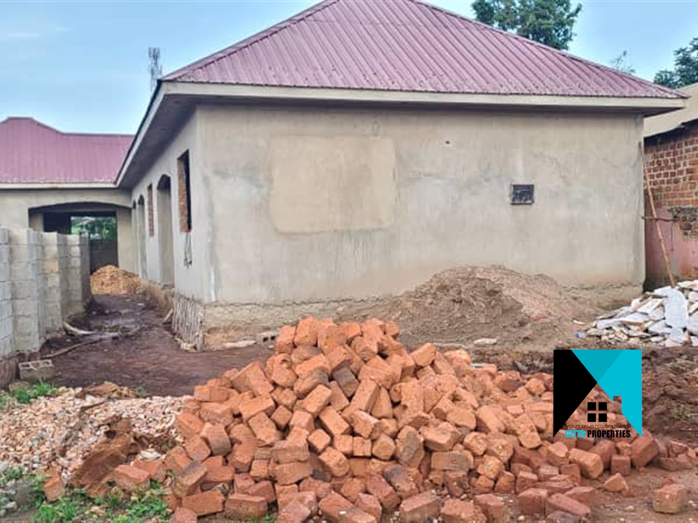 Shell House for sale in Namugongo Wakiso