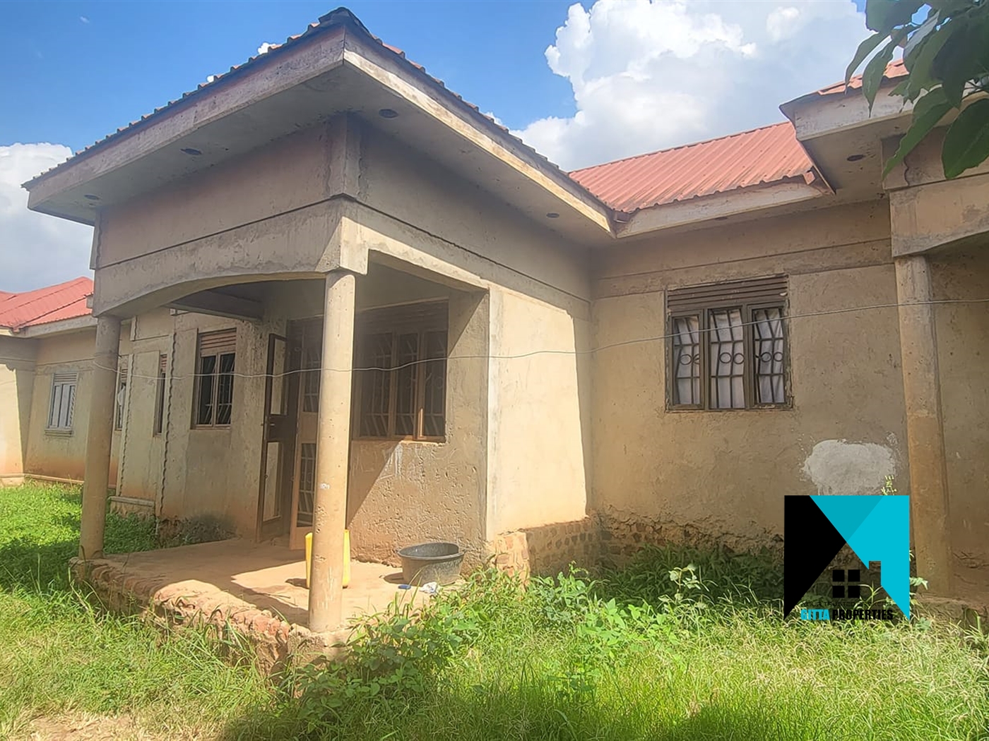 Shell House for sale in KyanjaKungu Kampala