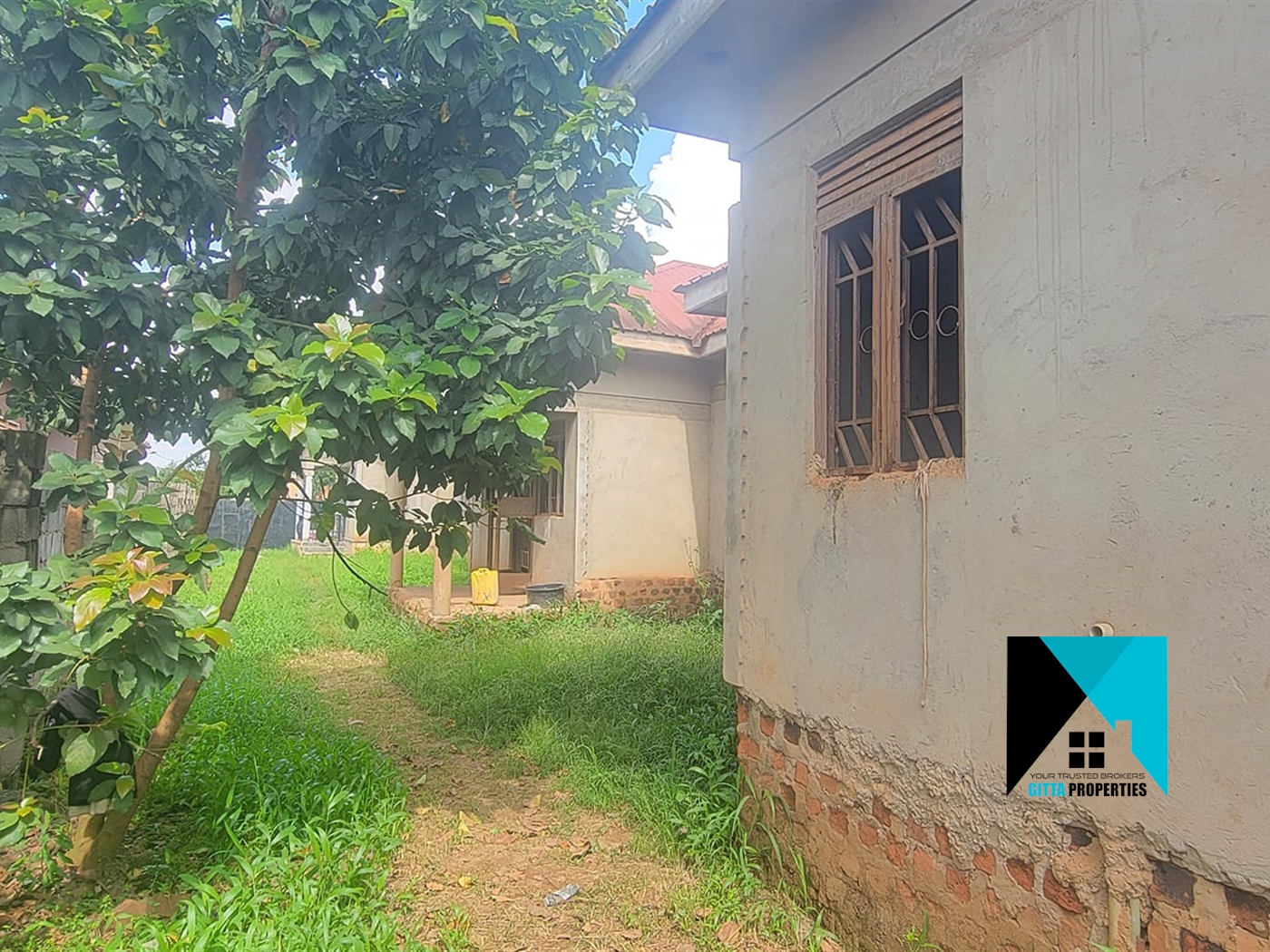 Shell House for sale in KyanjaKungu Kampala