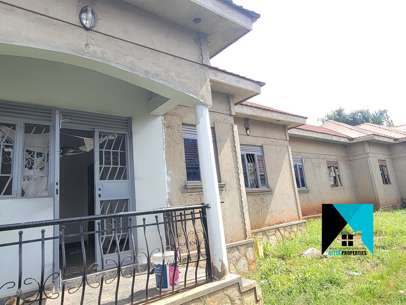 Shell House for sale in KyanjaKungu Kampala