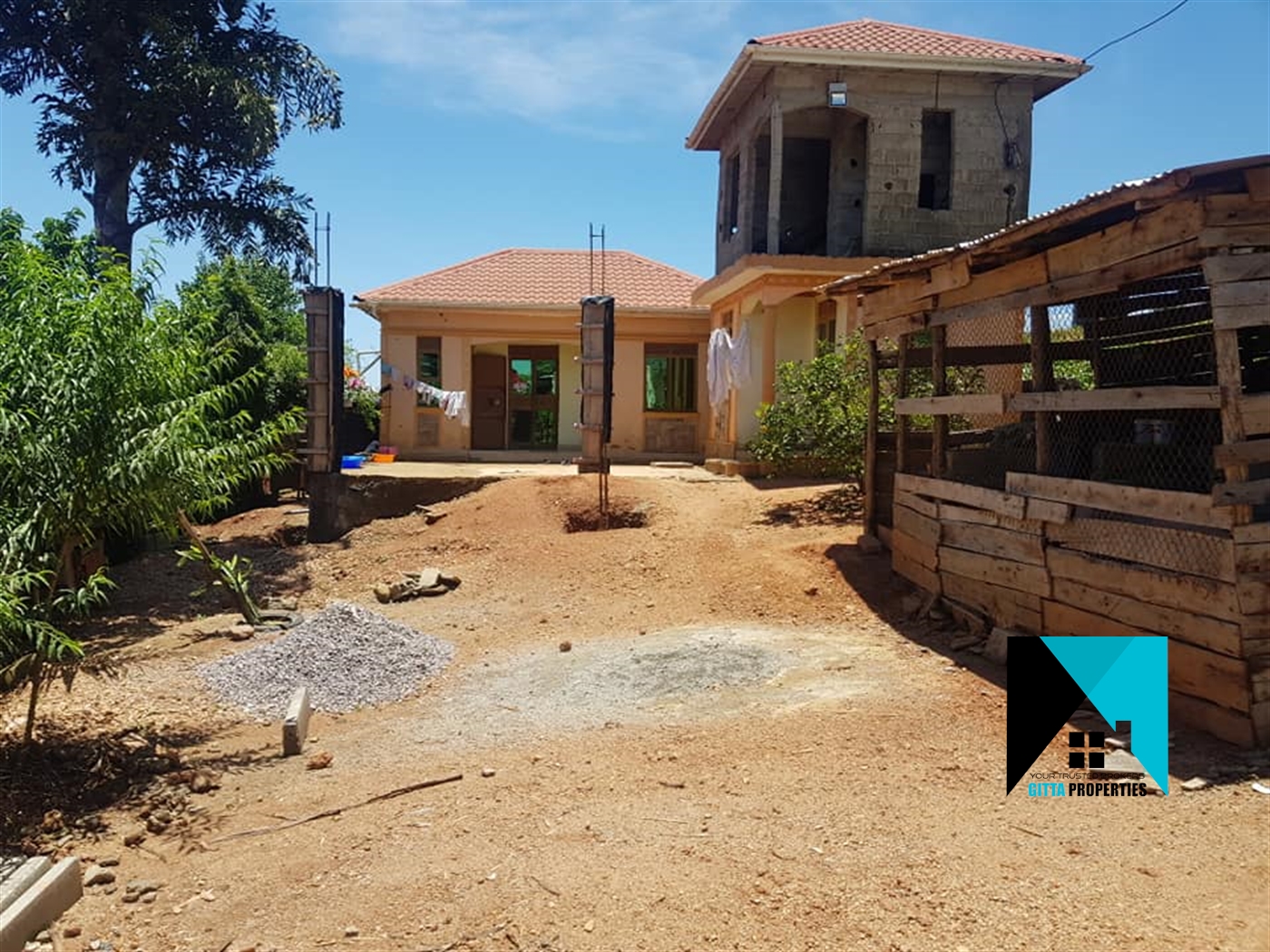 Semi Detached for sale in Kitende Wakiso