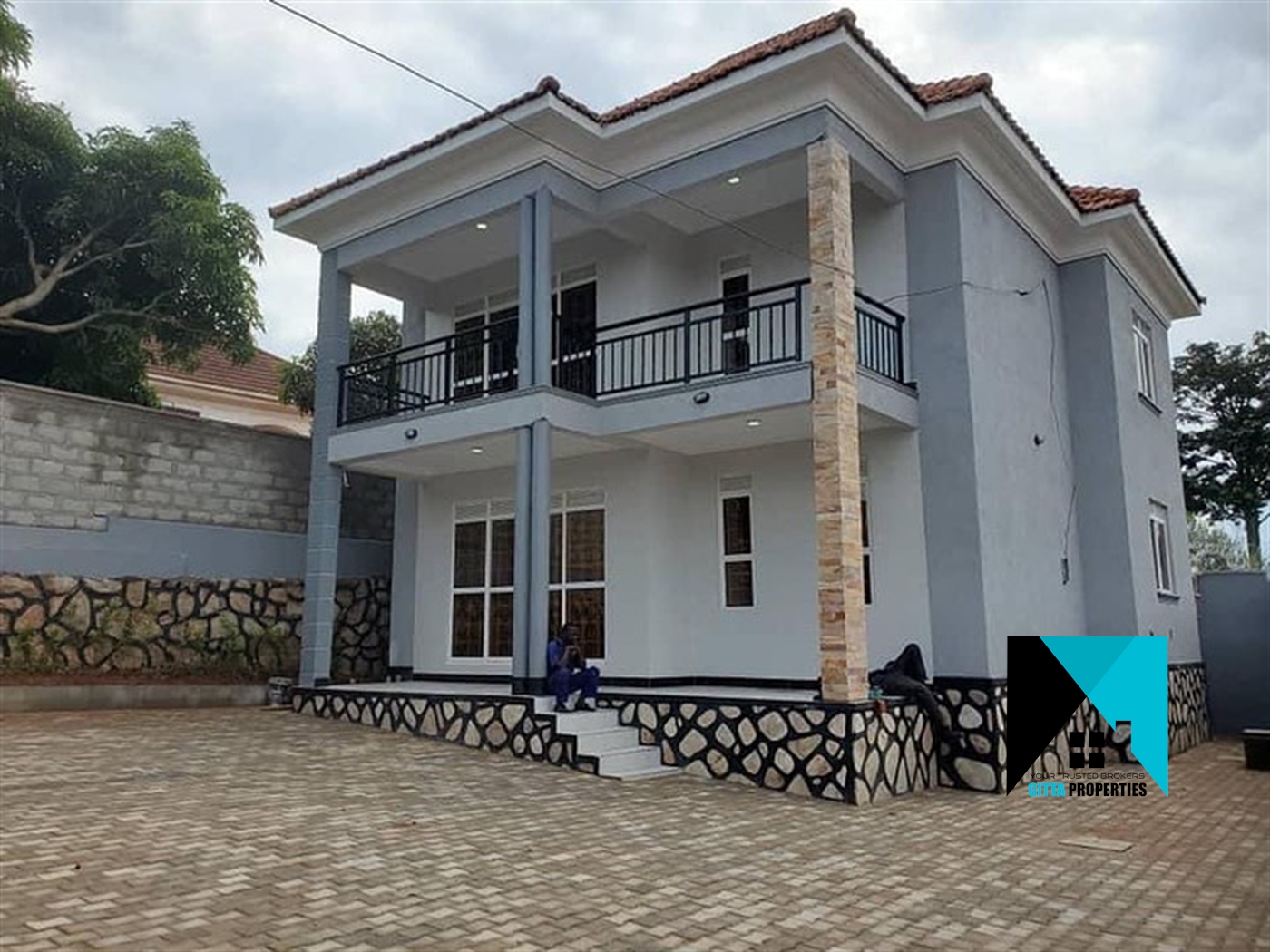 Storeyed house for sale in Ssekiwunga Wakiso