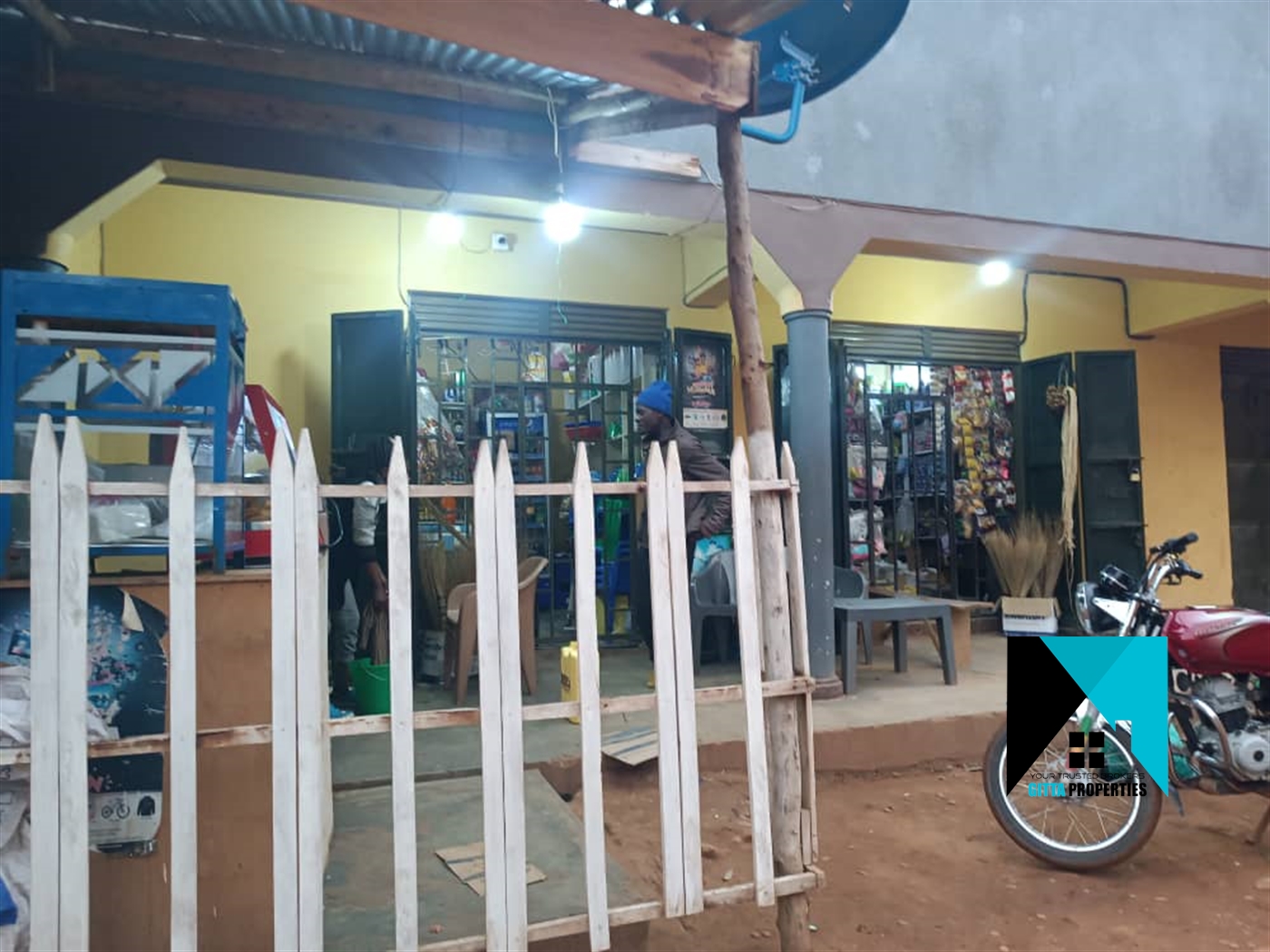 Shop for sale in Kirundambaata Wakiso