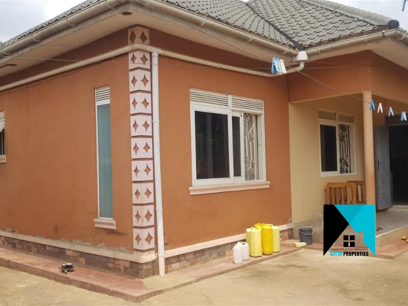 Bungalow for sale in Kakiri Wakiso