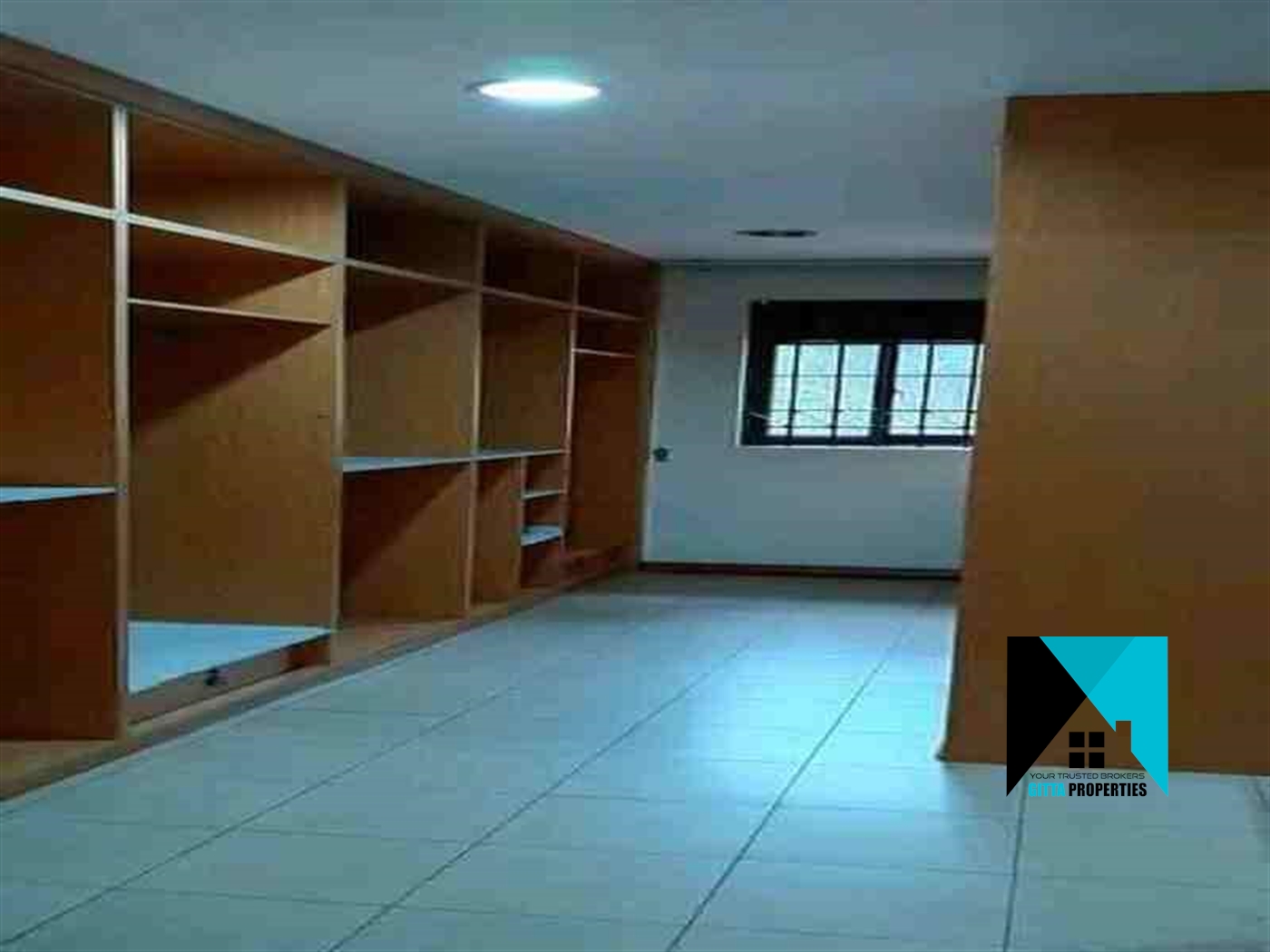 Storeyed house for rent in Kololo Kampala