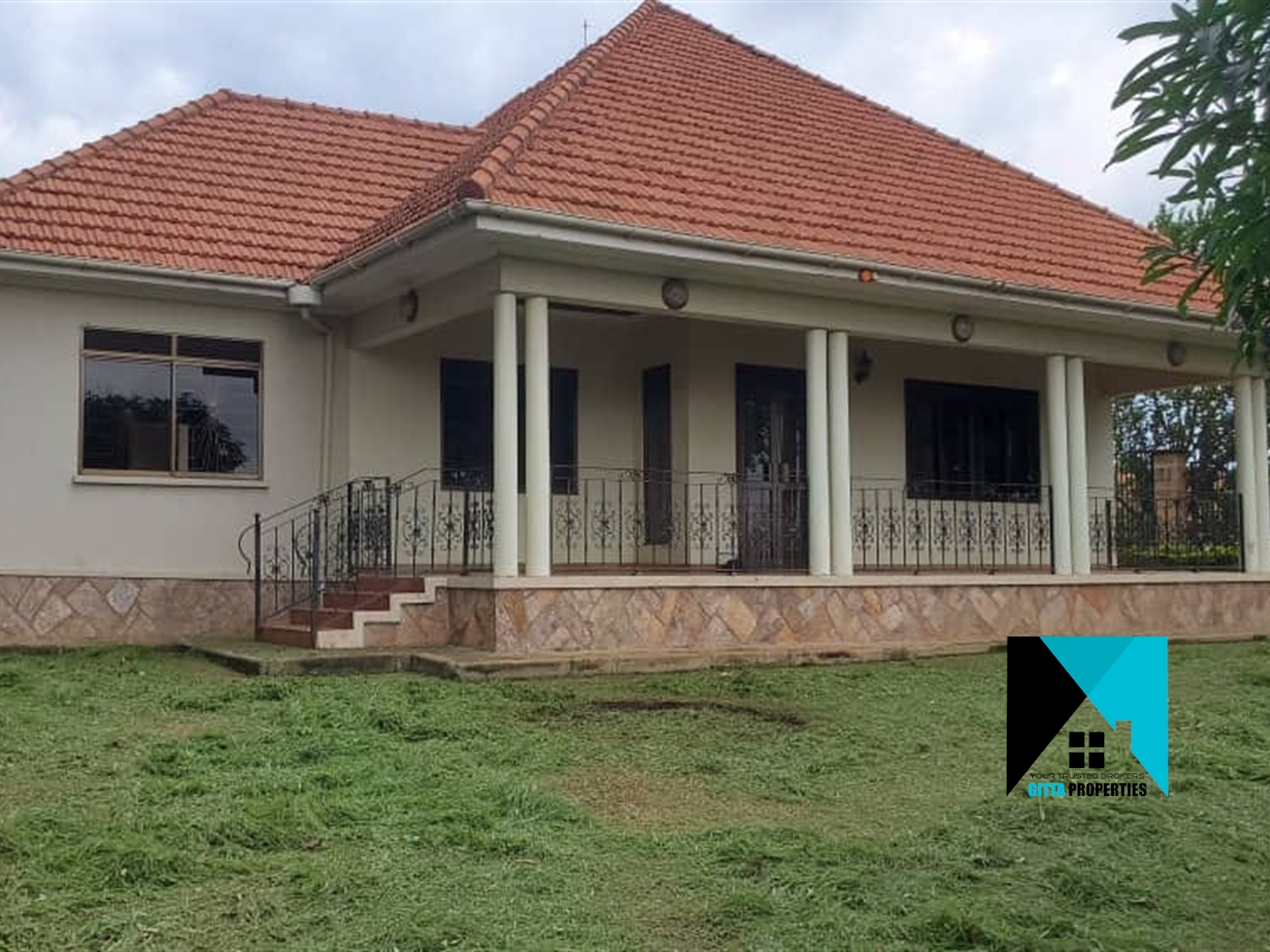 Bungalow for sale in Kulambilo Kampala