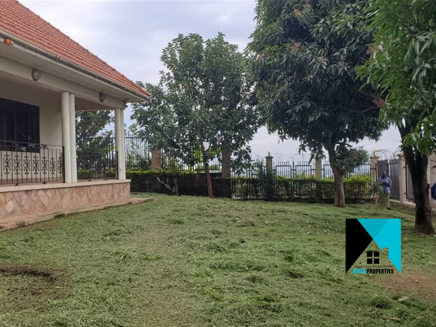 Bungalow for sale in Kulambilo Kampala