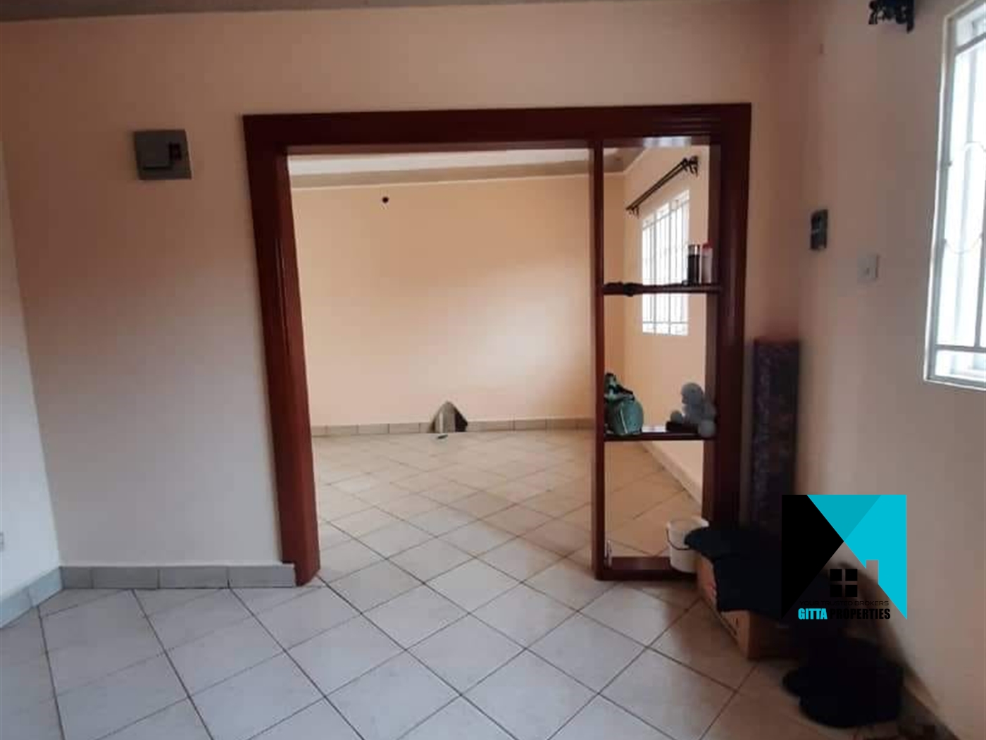 Bungalow for rent in Kiwaatule Wakiso