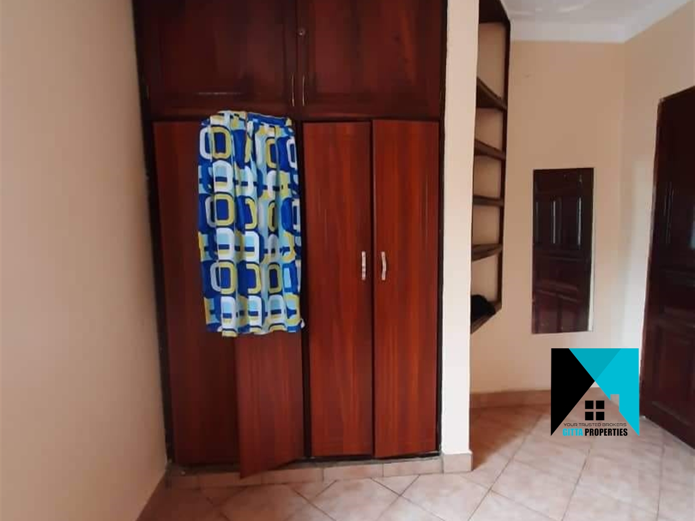 Bungalow for rent in Kiwaatule Wakiso