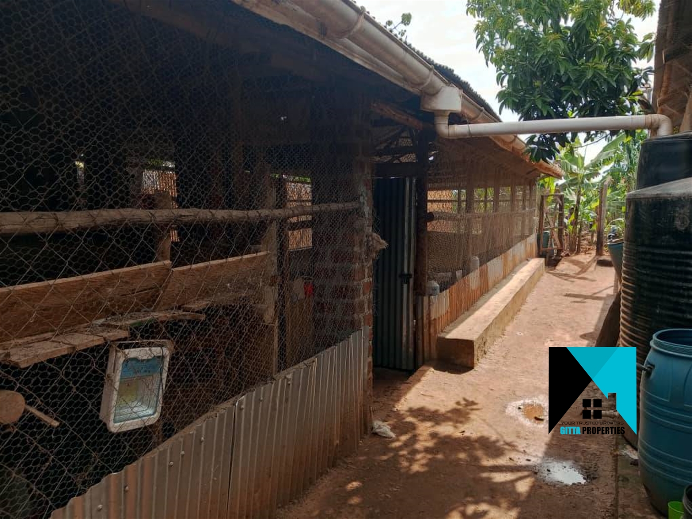 Bungalow for sale in Kasanjje Wakiso