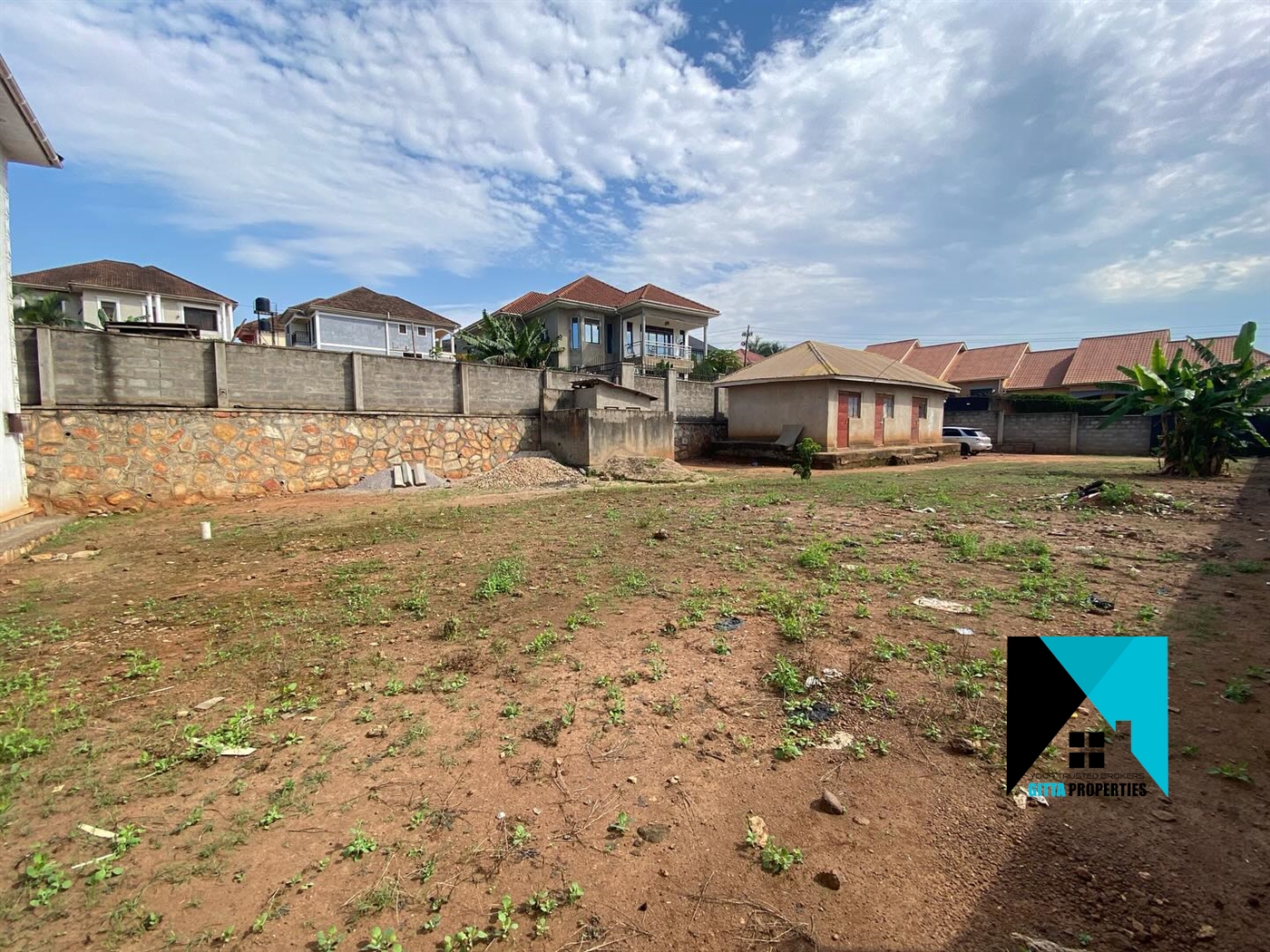 Shell House for sale in Buwaate Wakiso