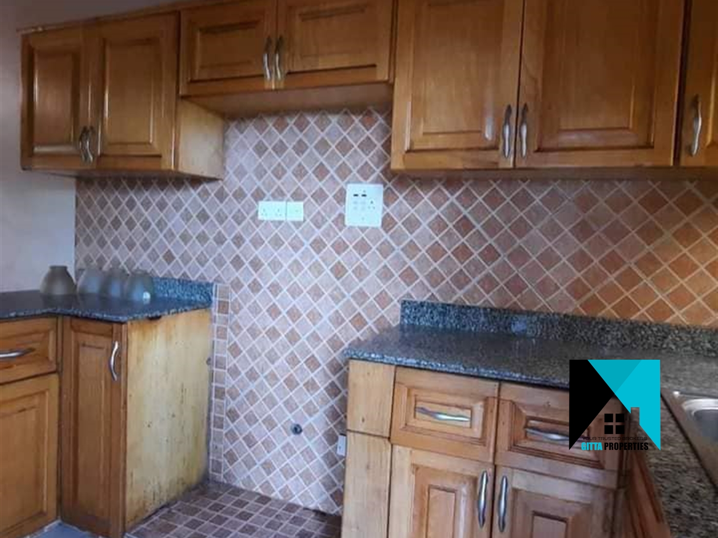 Apartment for rent in Kyanjakungu Kampala