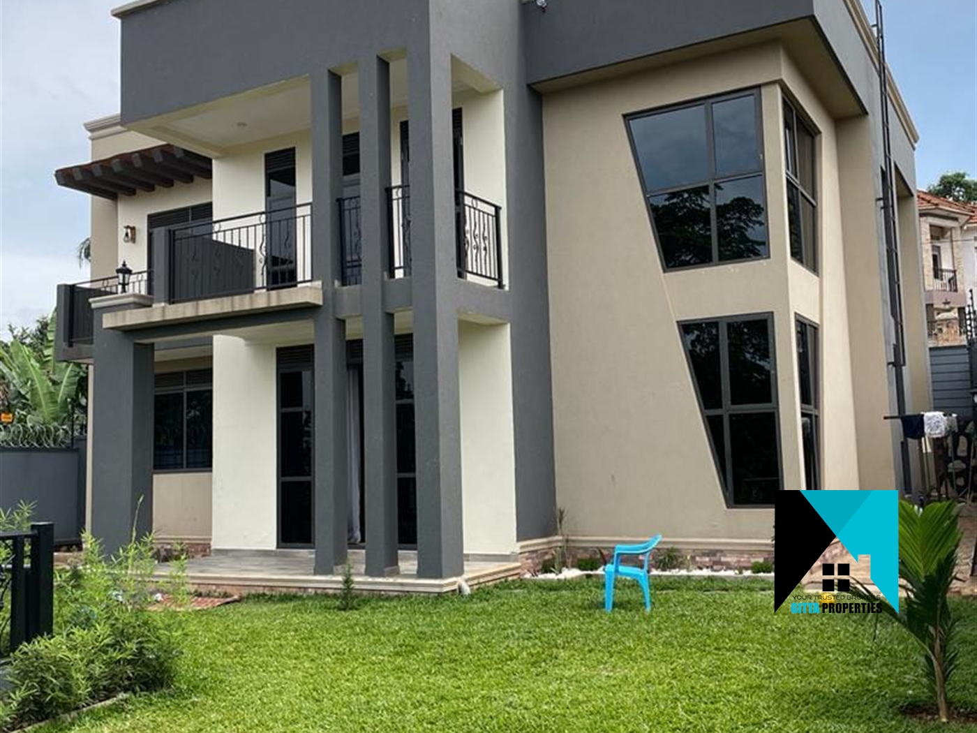 Duplex for sale in Kungu Kampala