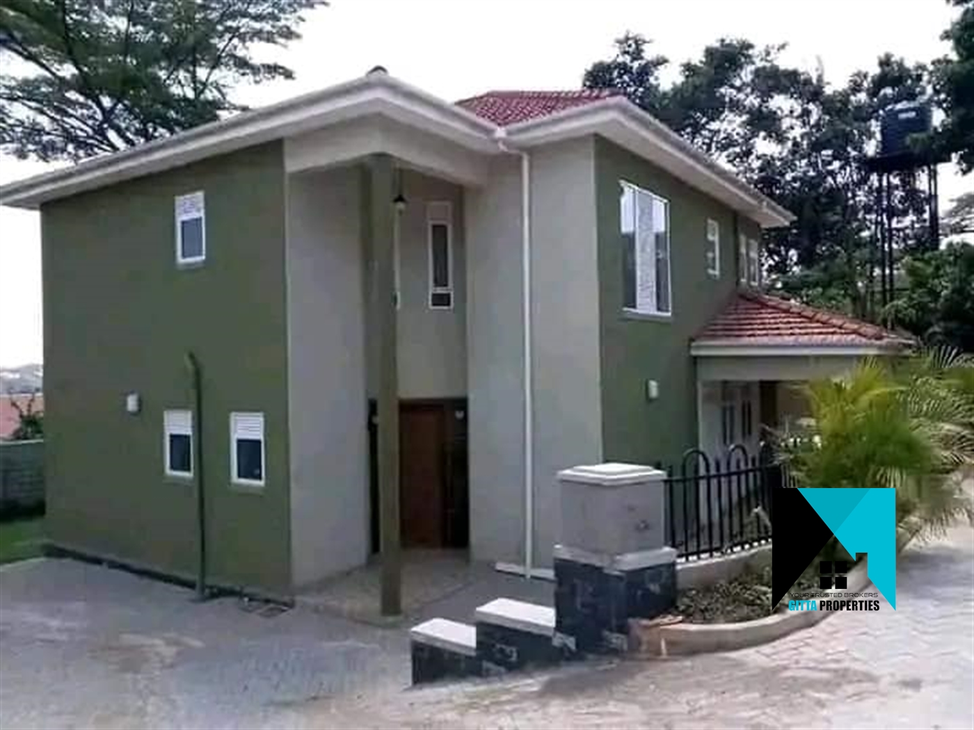 Storeyed house for rent in UpperMbuya Kampala