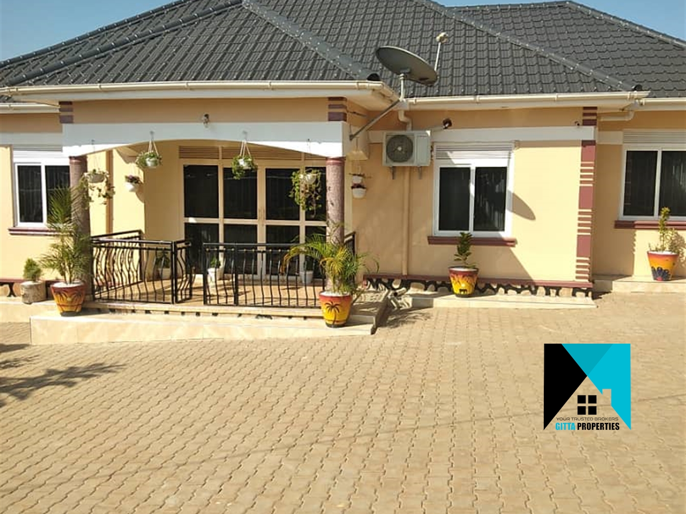 Bungalow for sale in Mabombwe Wakiso