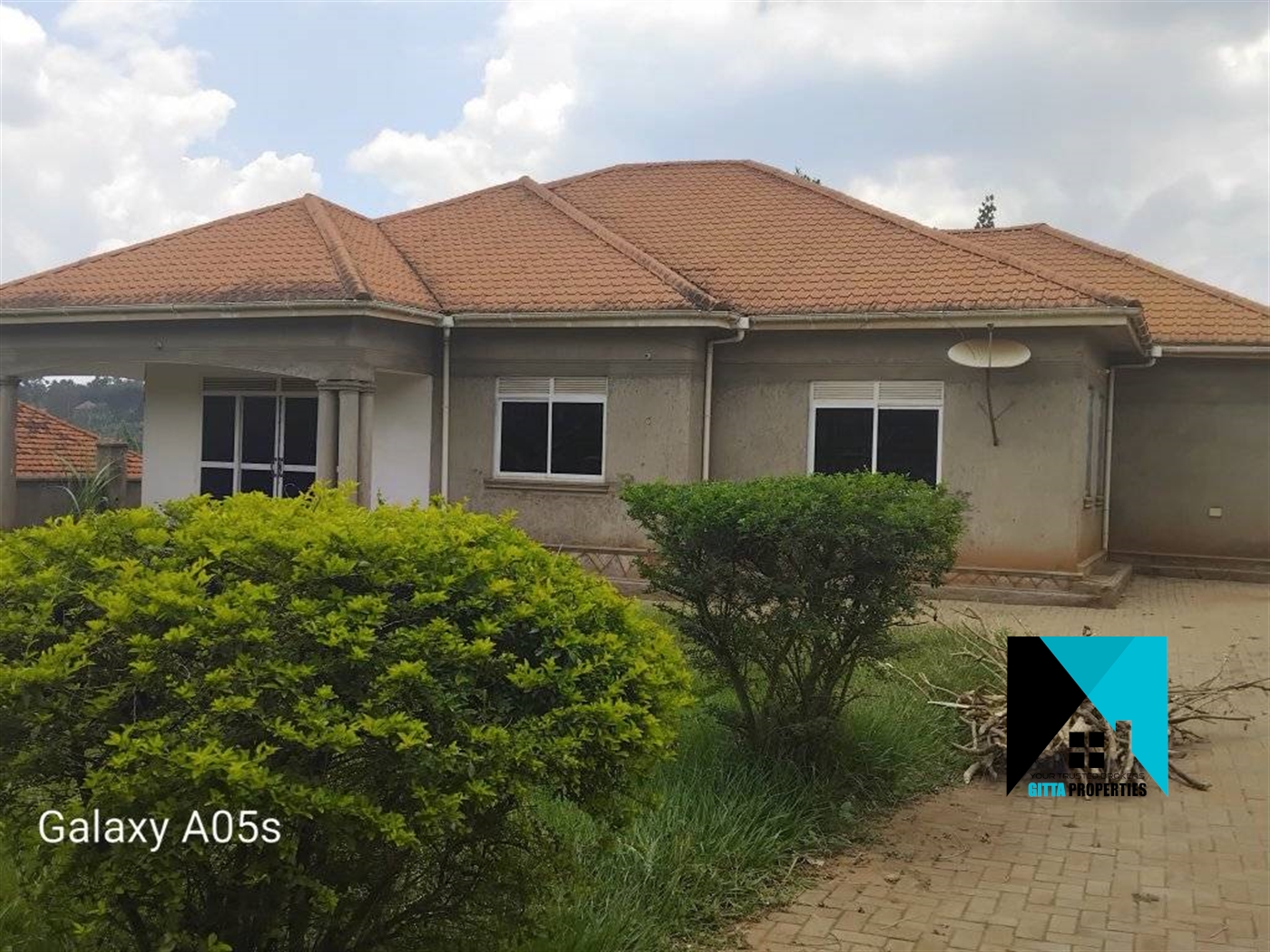 Bungalow for sale in Manyangwa Wakiso