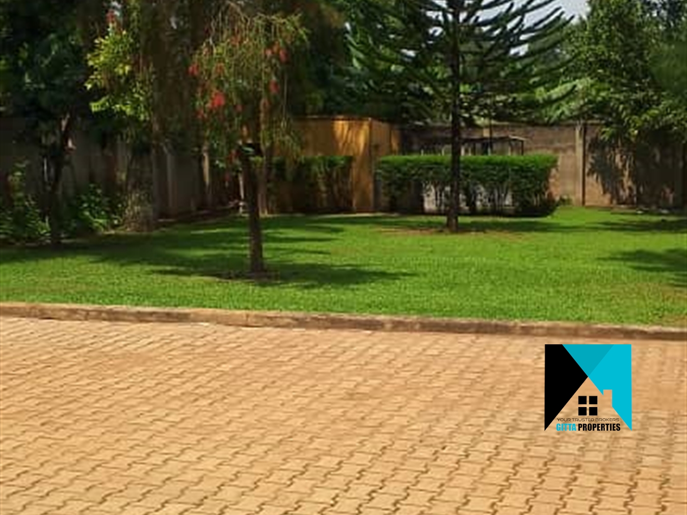 Storeyed house for sale in Sonde Mukono