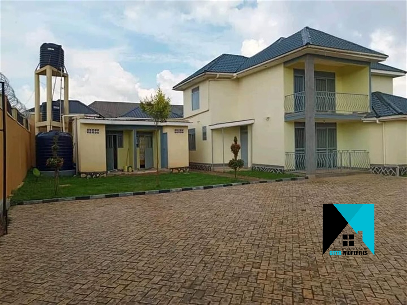 Storeyed house for sale in Nansana Wakiso