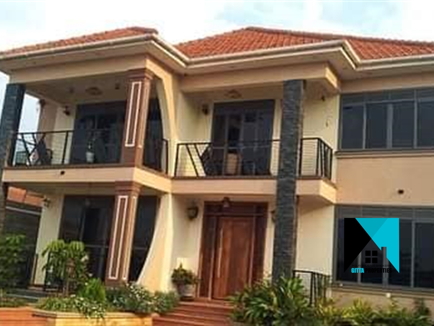 Storeyed house for sale in Nabusugwe Mukono