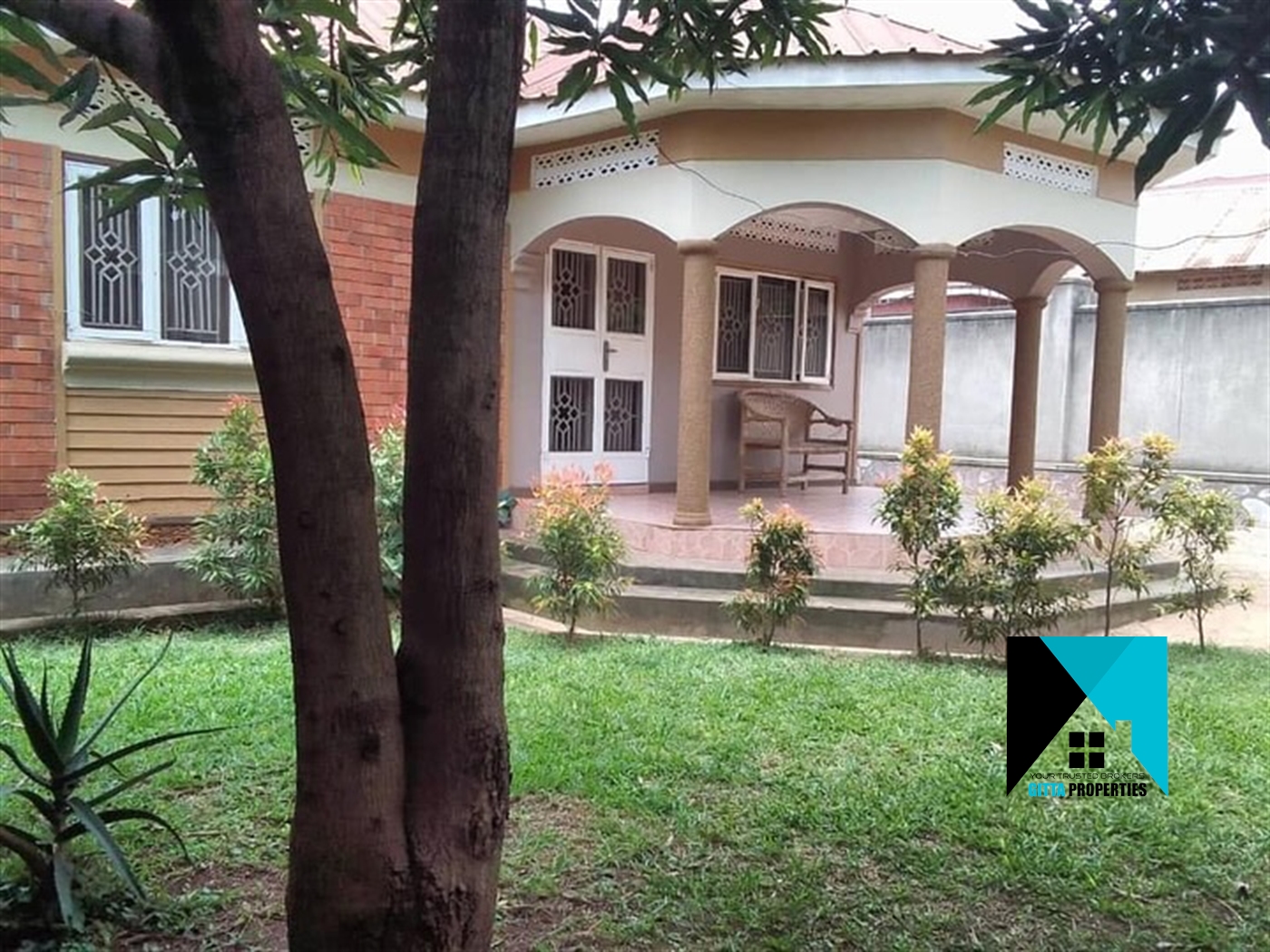 Bungalow for sale in Kirinya Wakiso