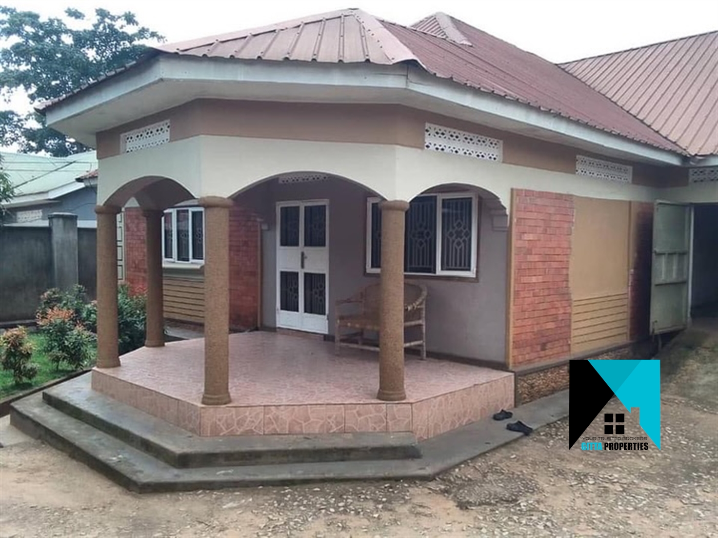 Bungalow for sale in Kirinya Wakiso