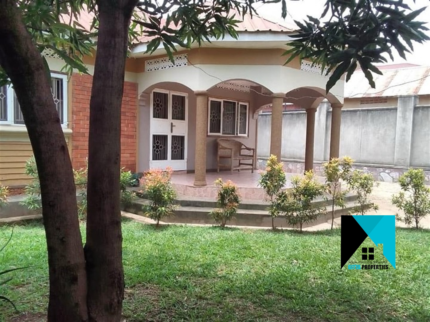 Bungalow for sale in Kirinya Wakiso