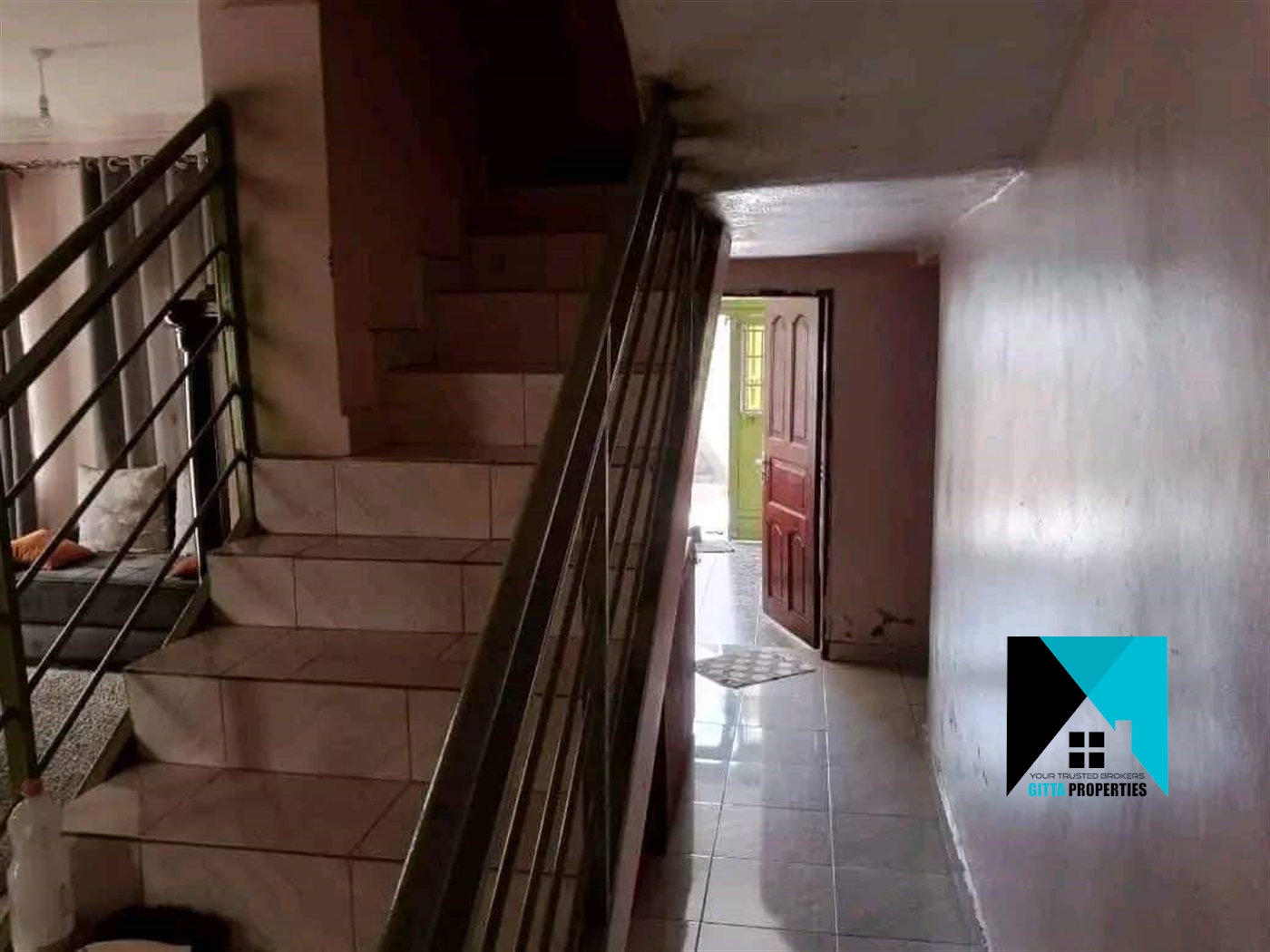 Storeyed house for sale in Kawuku Wakiso