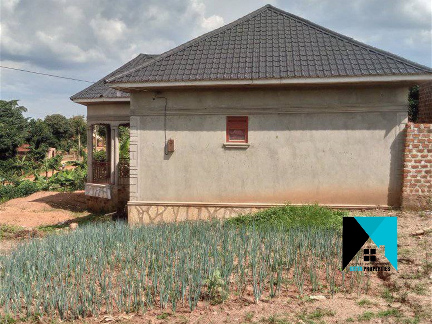 Bungalow for sale in Bombo Wakiso