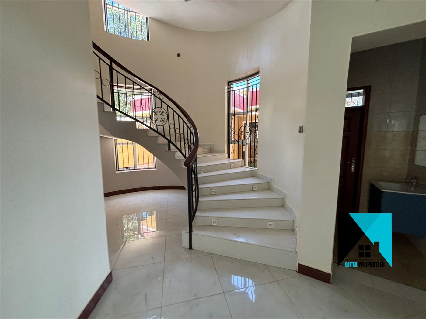 Storeyed house for sale in Munyonyo Kampala