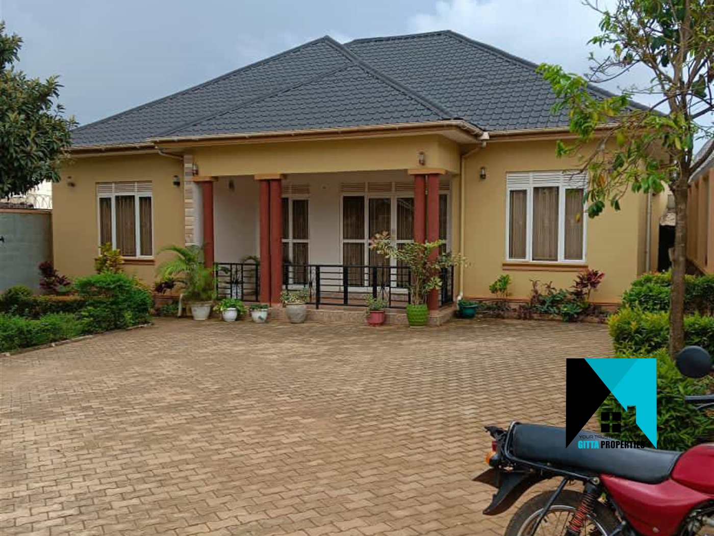 Bungalow for sale in Kitende Wakiso