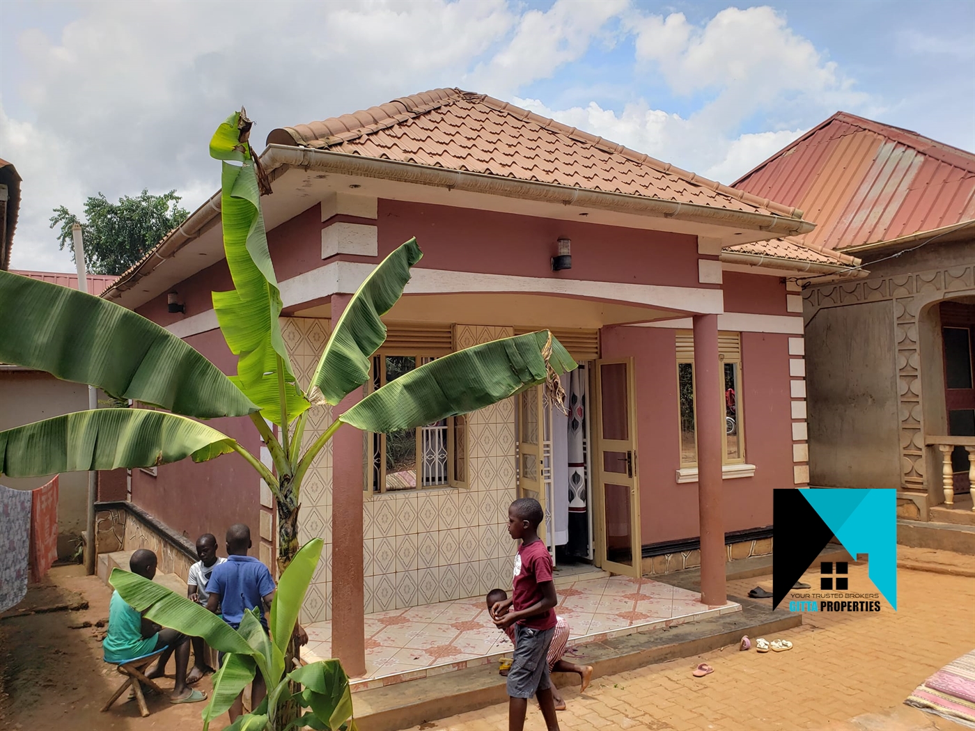 Bungalow for sale in Kyambogo Wakiso