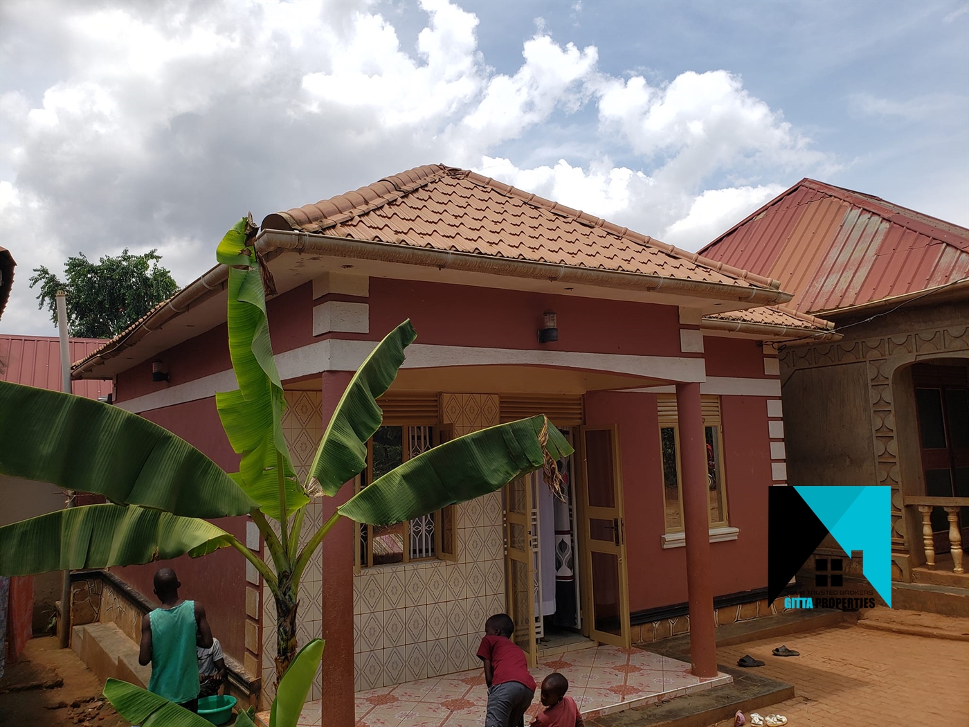 Bungalow for sale in Kyambogo Wakiso