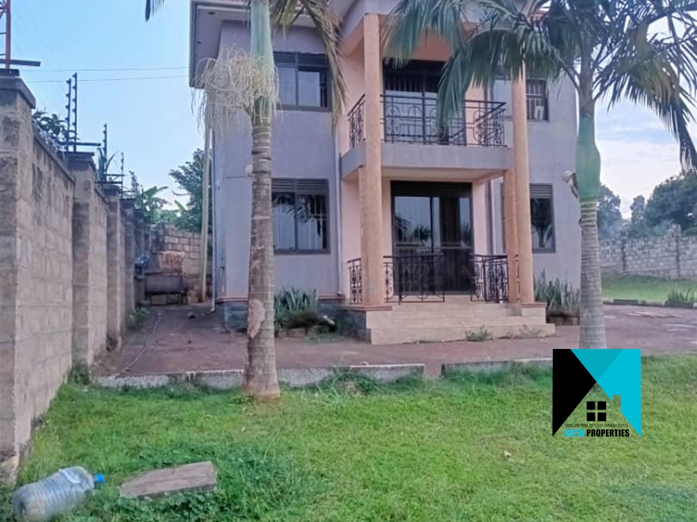 Storeyed house for sale in Ssekiwunga Wakiso