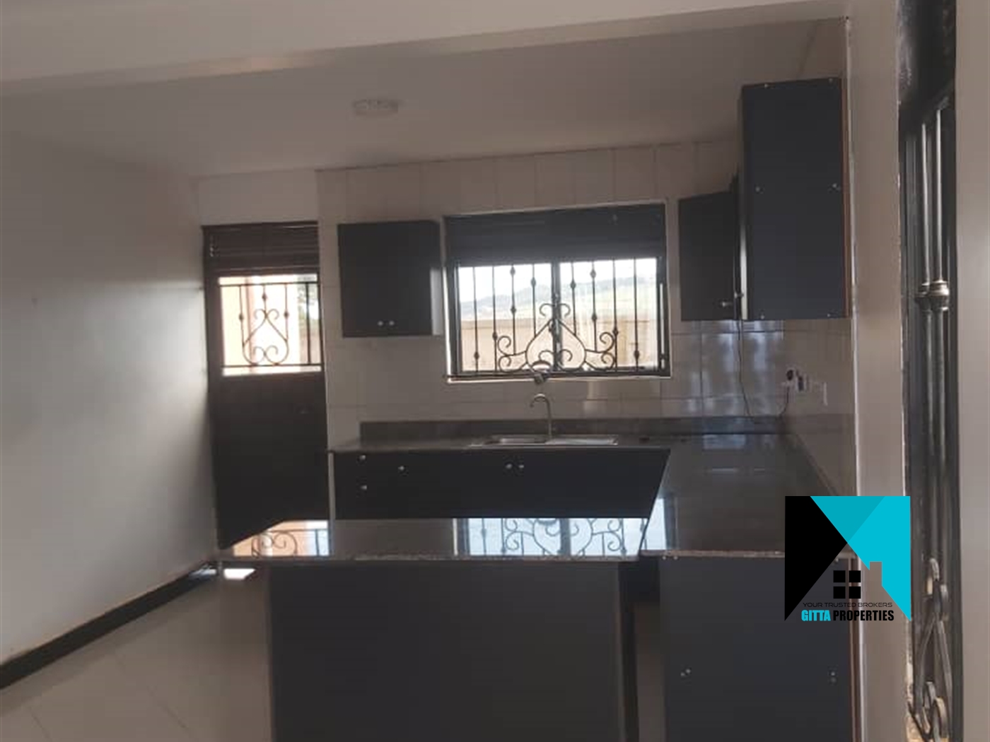 Storeyed house for sale in Kitendekitovu Wakiso