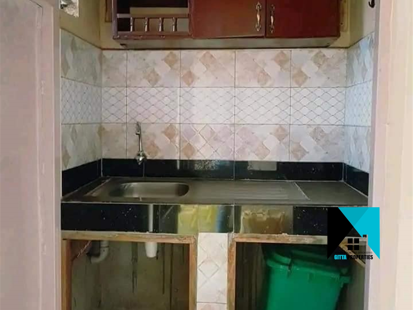 Semi Detached for rent in Masajja Kampala