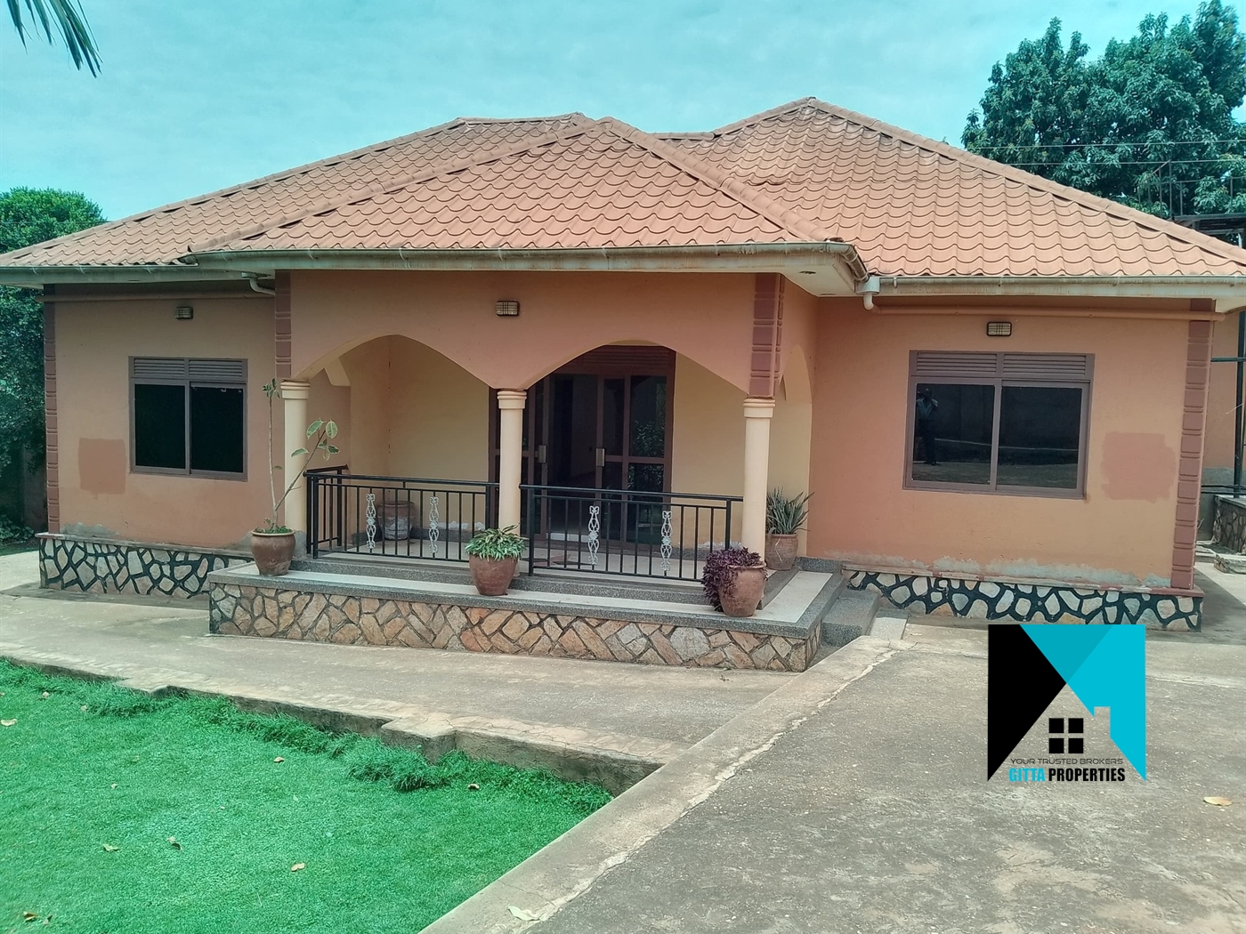 Bungalow for sale in Kasangati Wakiso