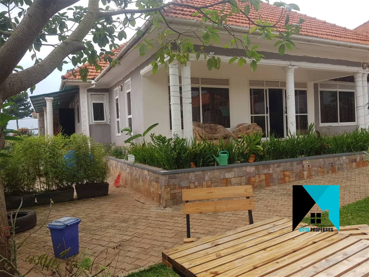 Bungalow for sale in Bwebajja Wakiso