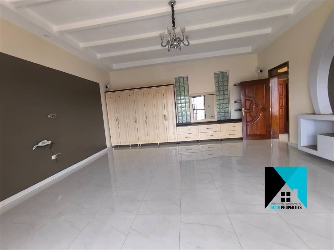 Storeyed house for sale in Kitende Wakiso