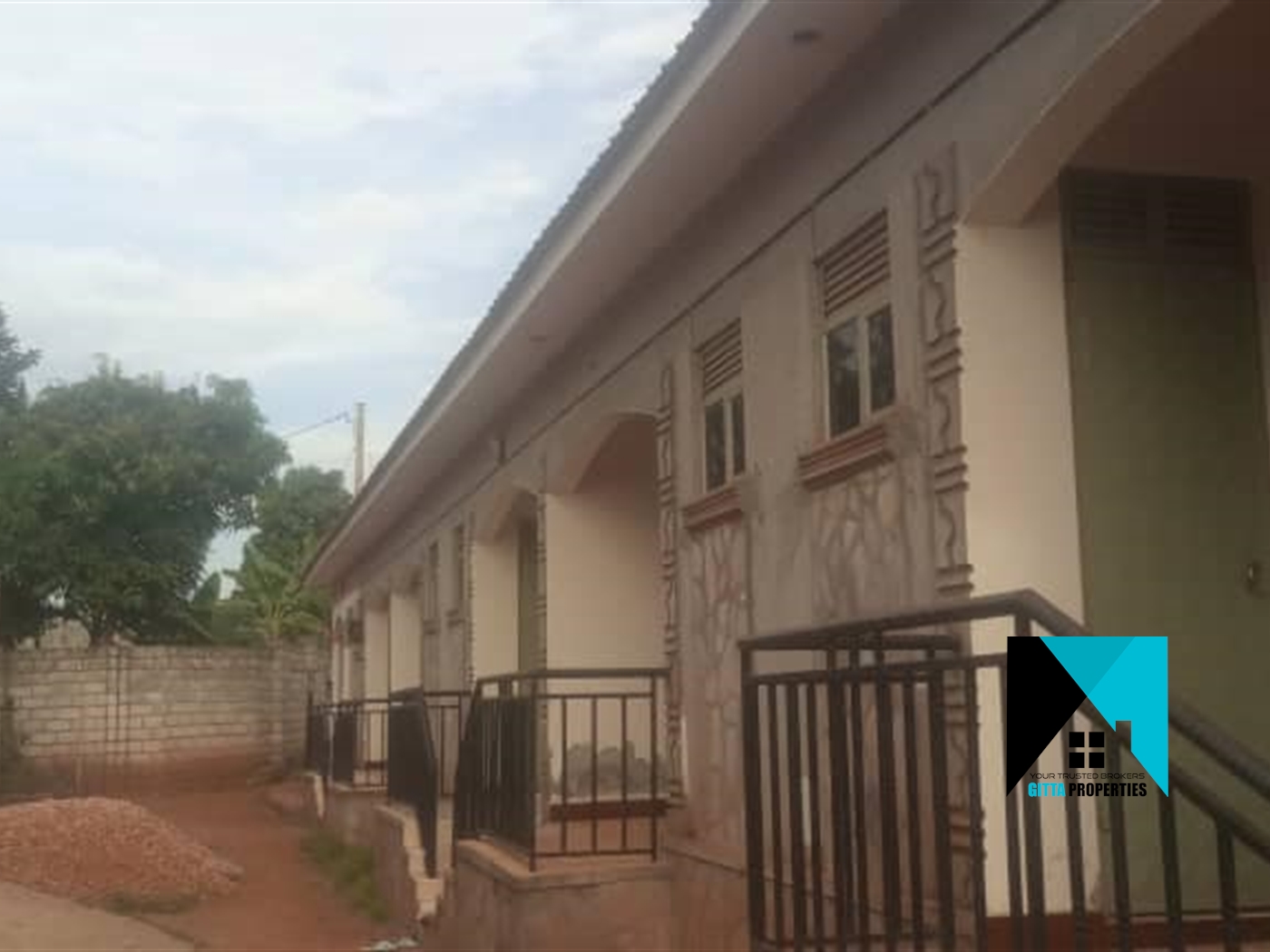 Semi Detached for sale in Kawuku Wakiso