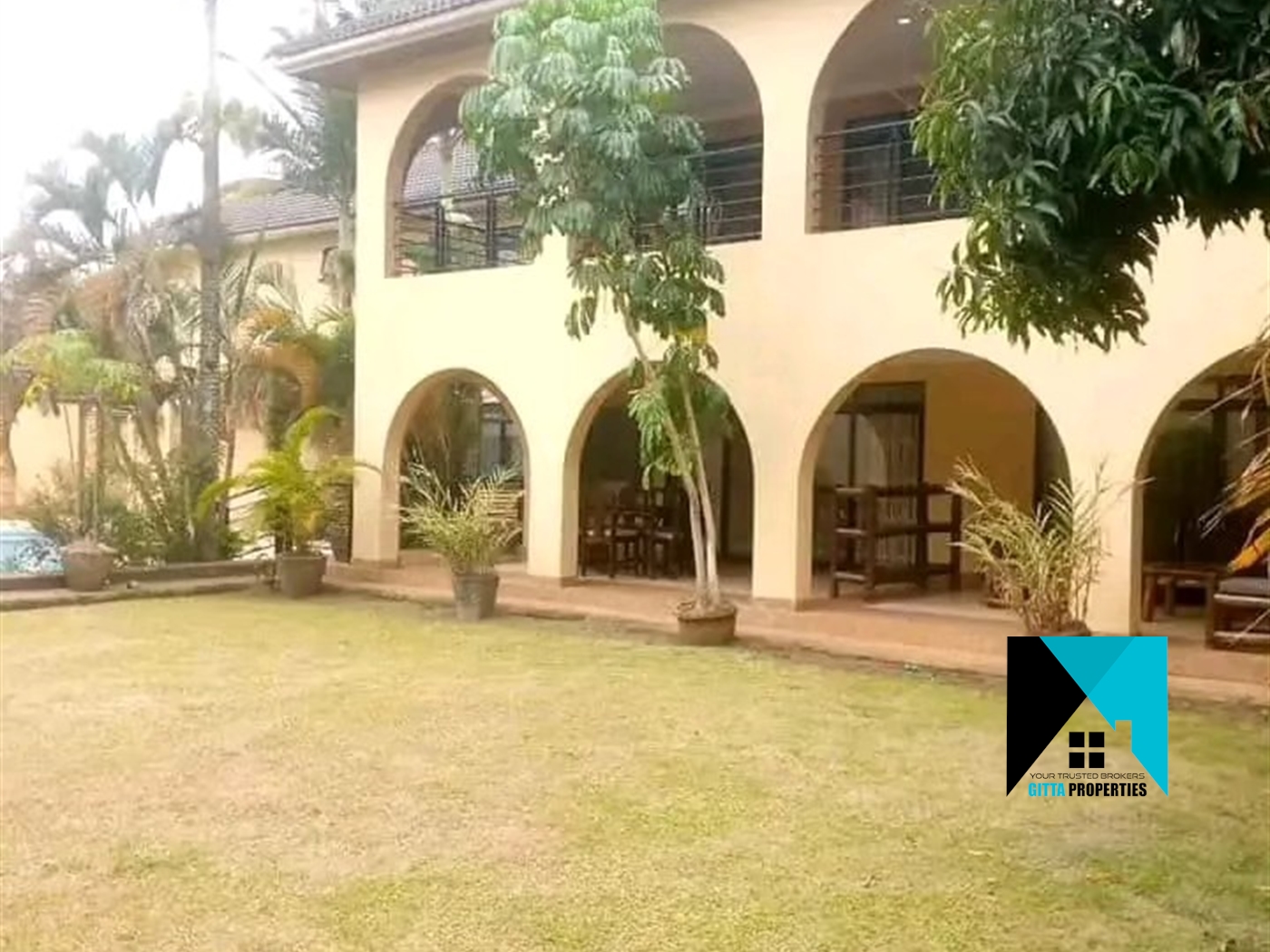 Storeyed house for rent in Bbunga Kampala