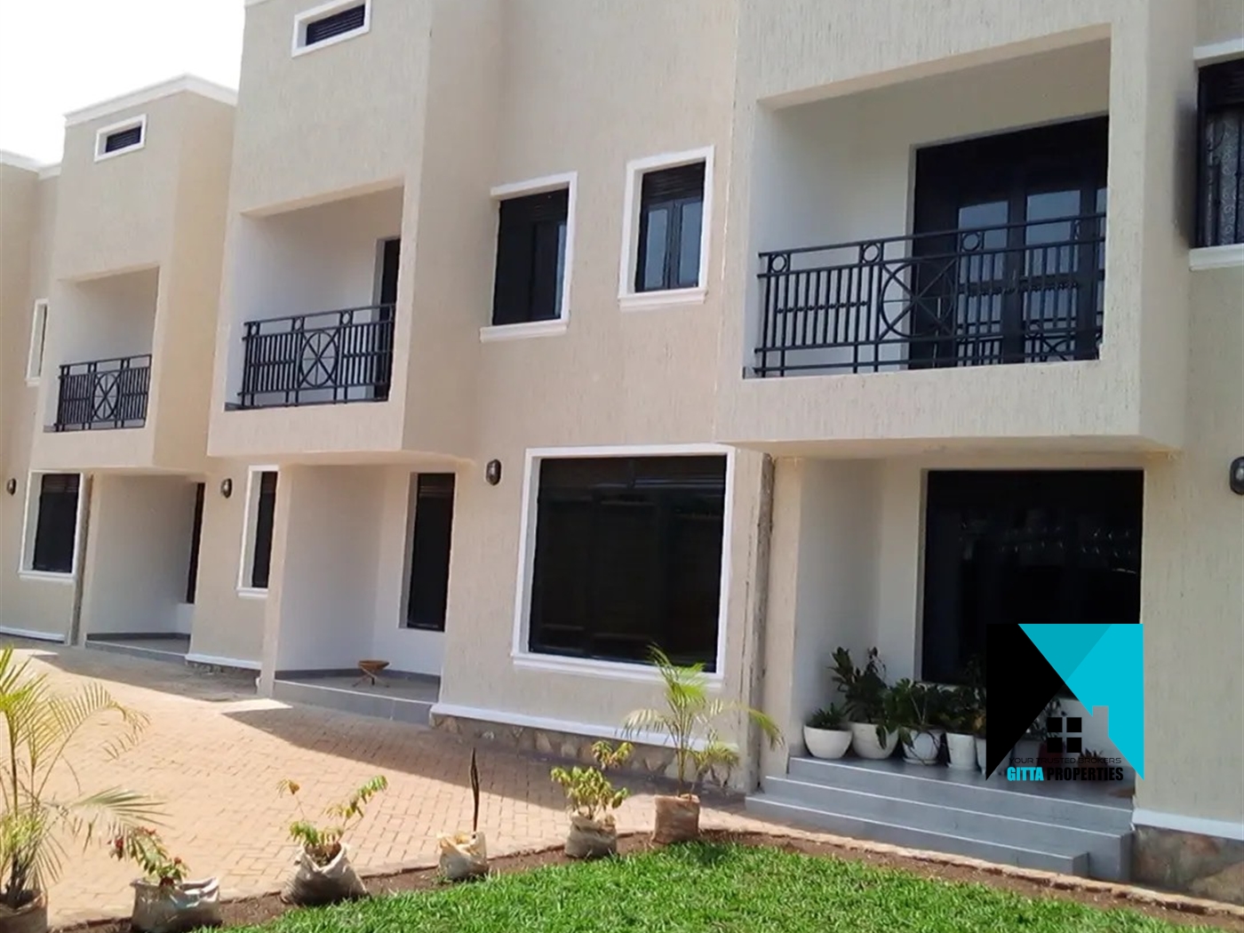 Duplex for rent in Nsansa Wakiso